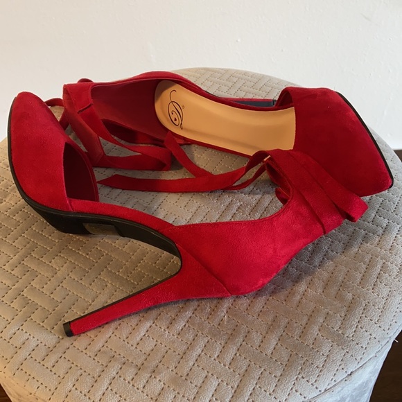 NEW Delicious Red Pump Heels| No Box - Picture 2 of 8